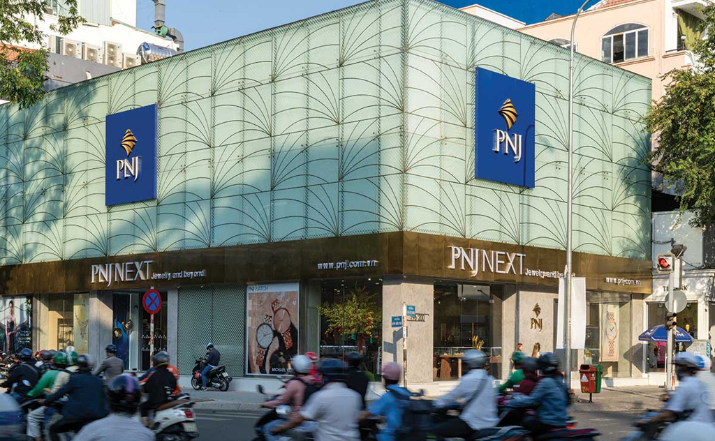Mica hút nổi cho cửa hàng tại cửa hàng PNJ ( Cách chọn mica hút nổi ) 
